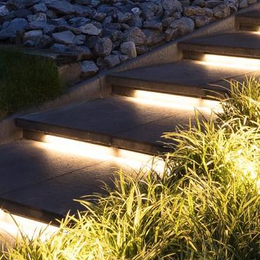 Surface Evo Hyde 550 Dark 2.1 VA